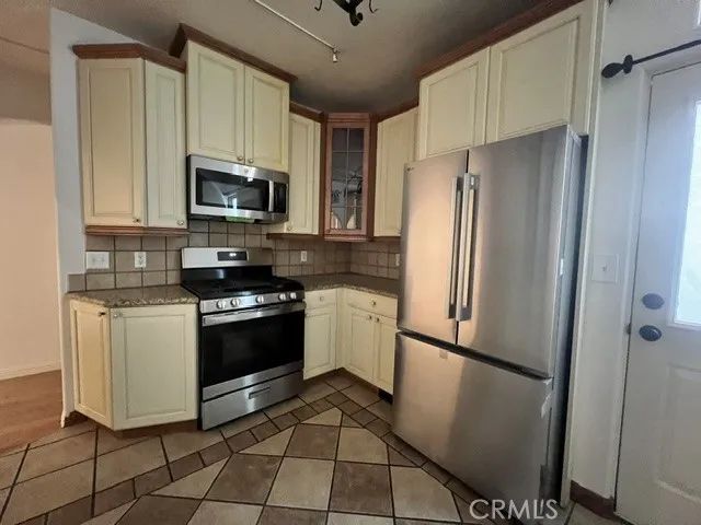 3220 E 2nd B, Long Beach, CA 90803