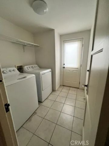 3220 E 2nd B, Long Beach, CA 90803