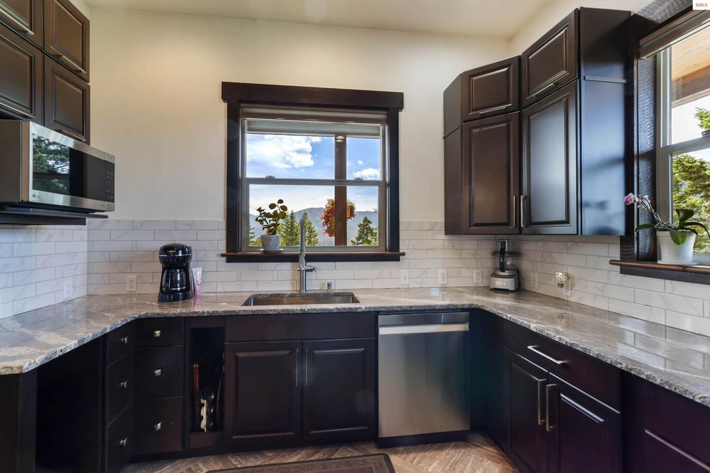 1010 McQuade Gulch, Clark Fork, ID 83811 photo 12