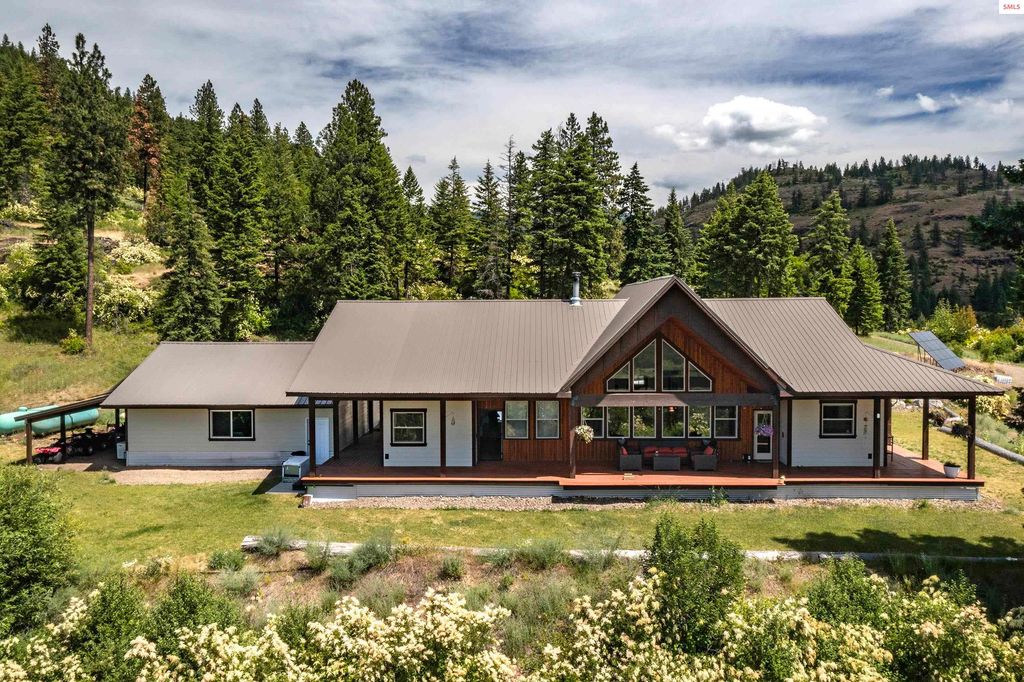 1010 McQuade Gulch, Clark Fork, ID 83811 photo 3