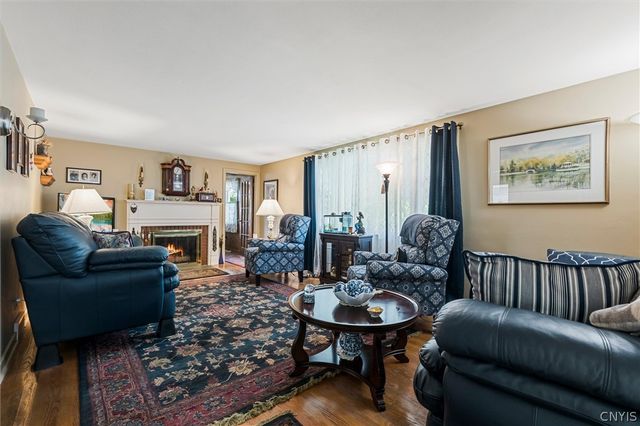 177 Thurlow Drive, Syracuse, NY 13205