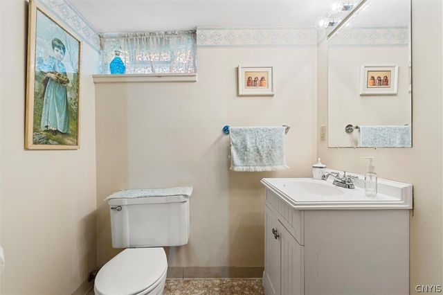 177 Thurlow Drive, Syracuse, NY 13205