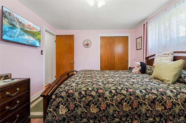 177 Thurlow Drive, Syracuse, NY 13205