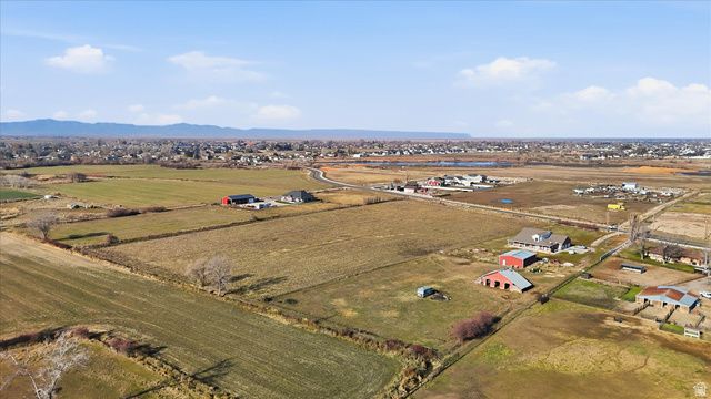 3777 W PIONEER RD, Marriott Slaterville, UT 84404