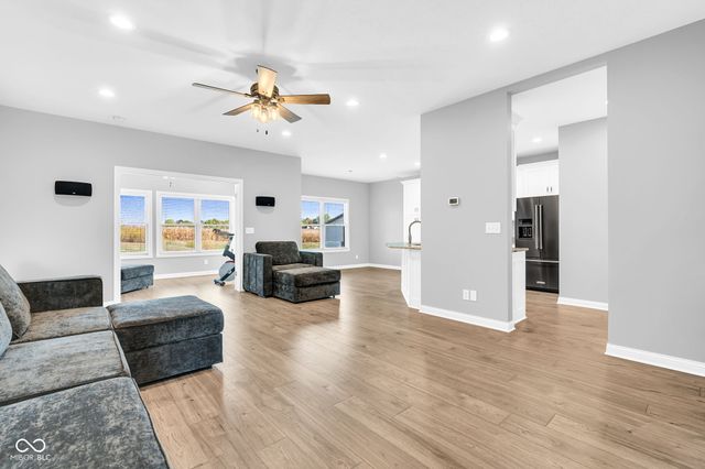 3048 W Glacier Drive, Monrovia, IN 46157