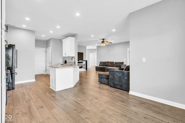 3048 W Glacier Drive, Monrovia, IN 46157