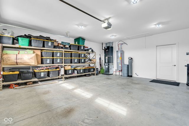3048 W Glacier Drive, Monrovia, IN 46157