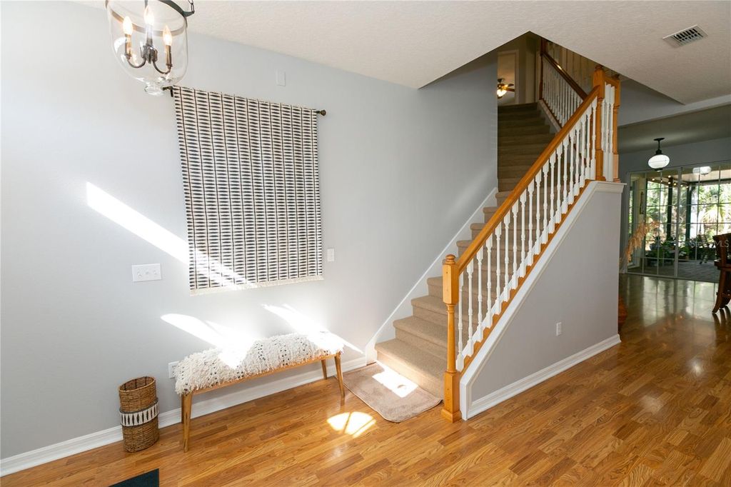 Image 15 of property listing at 1233 STONE HARBOUR ROAD, Winter Springs, FL 32708