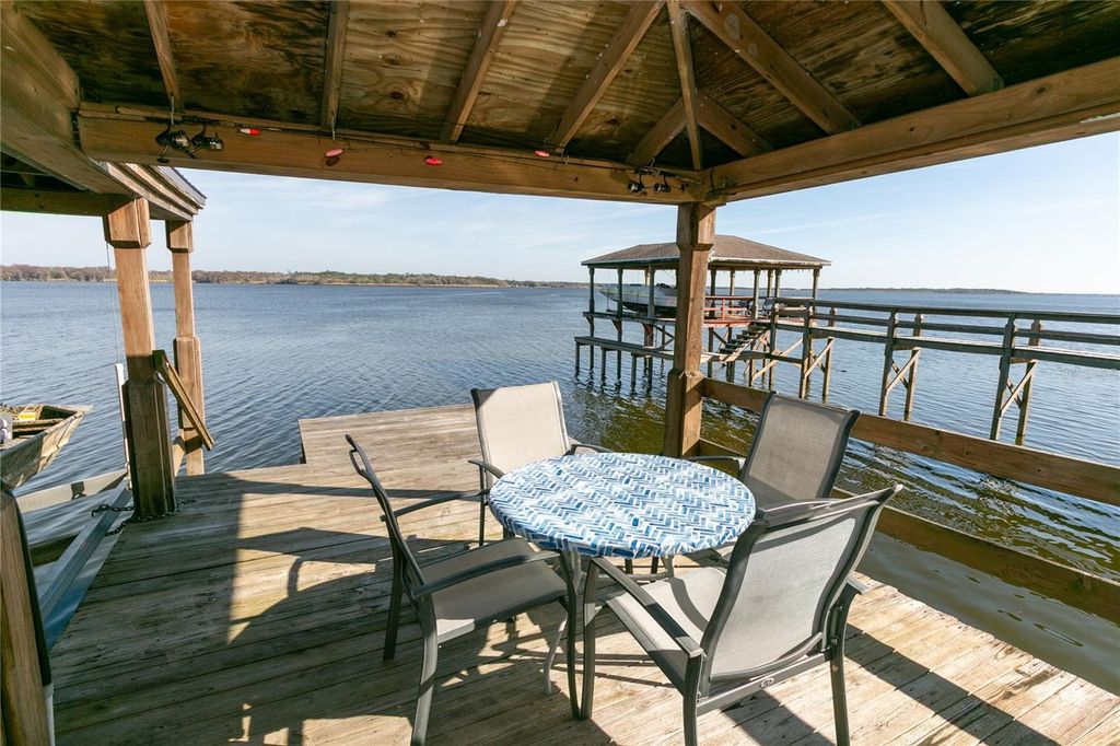 Image 38 of property listing at 1233 STONE HARBOUR ROAD, Winter Springs, FL 32708