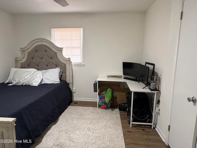 4334 Forestview Drive, Fayetteville, NC 28304