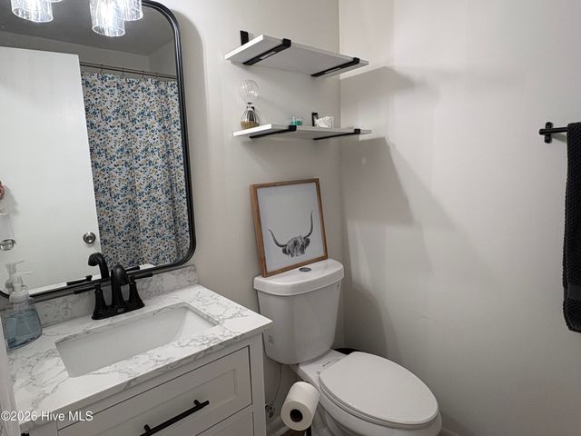 4334 Forestview Drive, Fayetteville, NC 28304