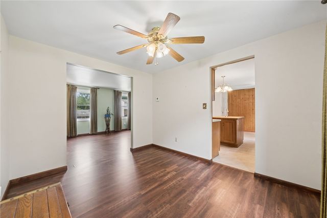 143 Penn Lear Dr, Monroeville, PA 15146
