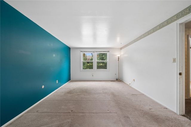 143 Penn Lear Dr, Monroeville, PA 15146