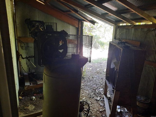 512 Herpel Road, Mountain View, AR 72560