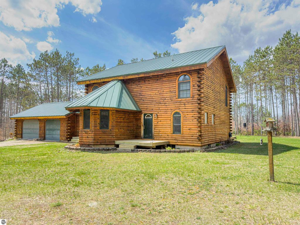 Image 8 of property listing at 753 N School Road, Weidman, MI 48893