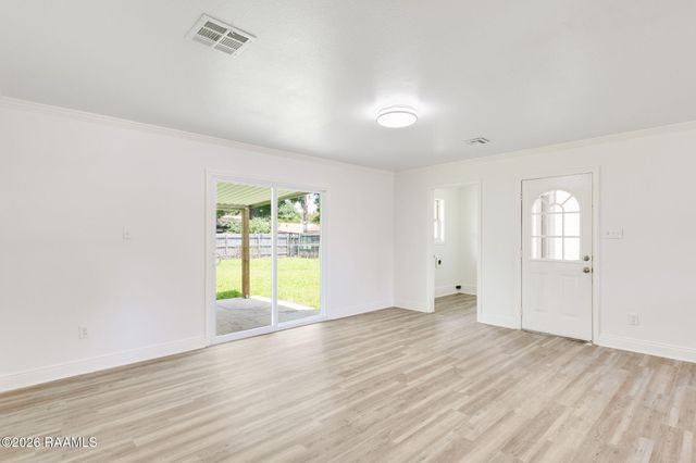 204 Maple Drive, Lafayette, LA 70506