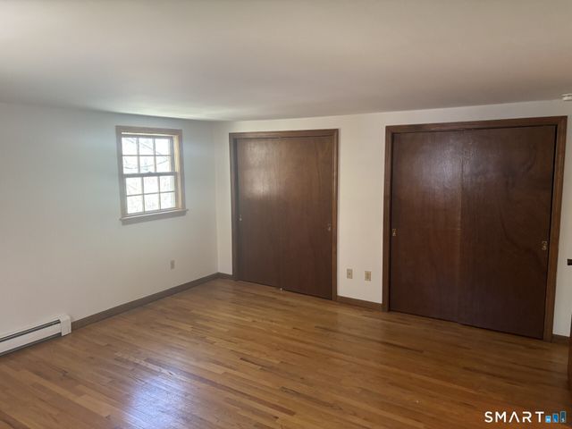 42 Ten Coat Lane, Shelton, CT 06484