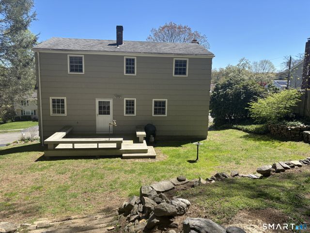 42 Ten Coat Lane, Shelton, CT 06484