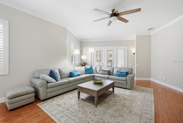 5202 FAIRWAY ONE DRIVE, Valrico, FL 33596