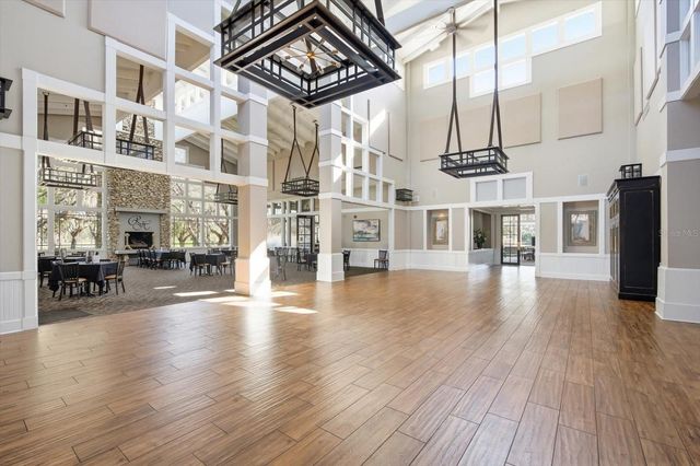 5202 FAIRWAY ONE DRIVE, Valrico, FL 33596