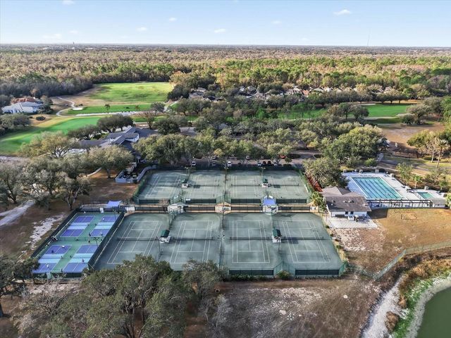 5202 FAIRWAY ONE DRIVE, Valrico, FL 33596