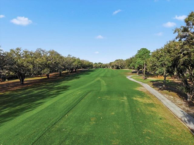 5202 FAIRWAY ONE DRIVE, Valrico, FL 33596