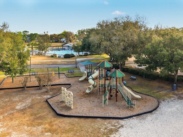 5202 FAIRWAY ONE DRIVE, Valrico, FL 33596