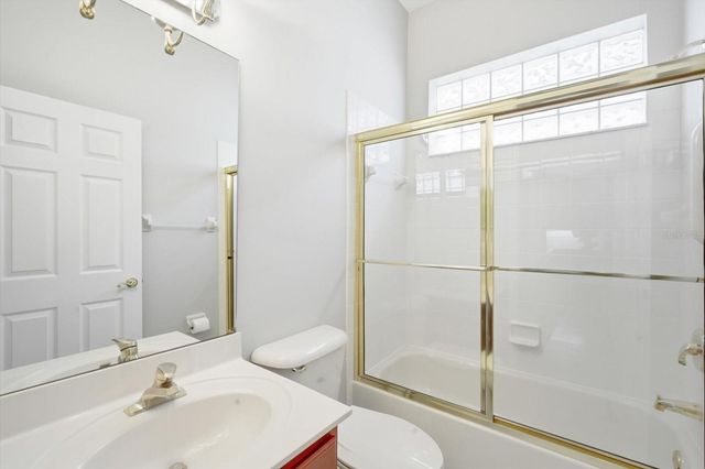 5202 FAIRWAY ONE DRIVE, Valrico, FL 33596