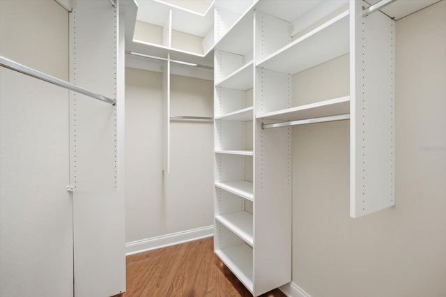 5202 FAIRWAY ONE DRIVE, Valrico, FL 33596