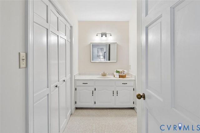 2727 Valley Springs Rd, Powhatan, VA 23139