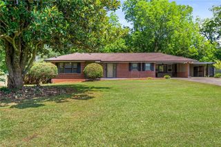 566 Hurt SW Road, Smyrna, GA 30082
