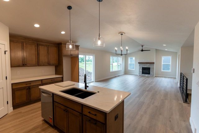 W5890 EDGEWOOD DRIVE, Menasha, WI 54952