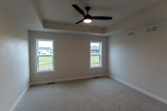 W5890 EDGEWOOD DRIVE, Menasha, WI 54952