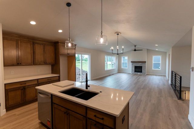 W5890 EDGEWOOD DRIVE, Menasha, WI 54952