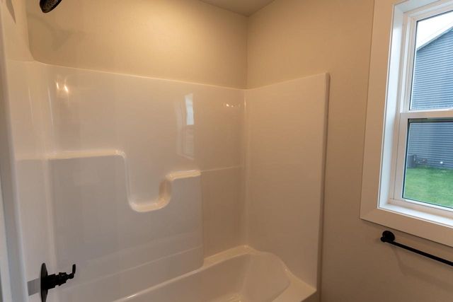 W5890 EDGEWOOD DRIVE, Menasha, WI 54952
