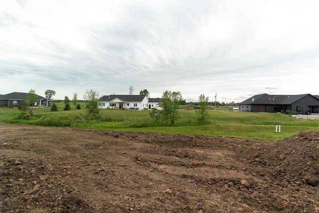 W5890 EDGEWOOD DRIVE, Menasha, WI 54952