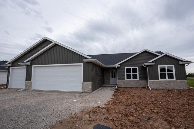 W5890 EDGEWOOD DRIVE, Menasha, WI 54952