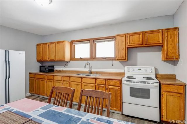 1537 La Salle Avenue, Niagara Falls, NY 14301