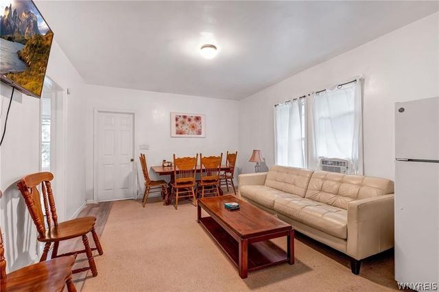 1537 La Salle Avenue, Niagara Falls, NY 14301