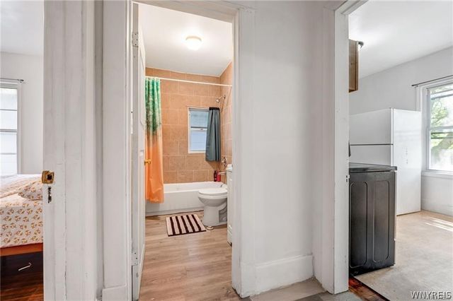 1537 La Salle Avenue, Niagara Falls, NY 14301