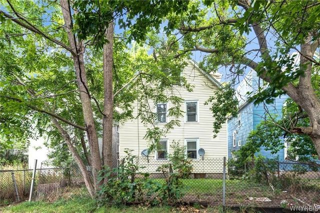 1537 La Salle Avenue, Niagara Falls, NY 14301