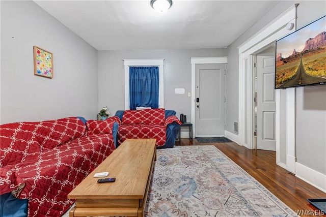 1537 La Salle Avenue, Niagara Falls, NY 14301