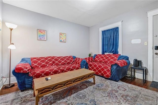 1537 La Salle Avenue, Niagara Falls, NY 14301