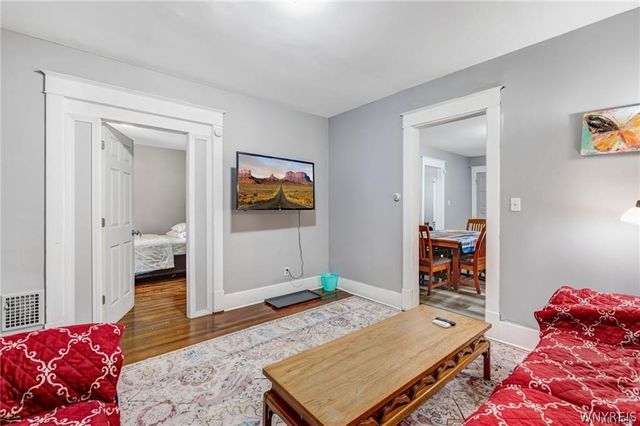 1537 La Salle Avenue, Niagara Falls, NY 14301