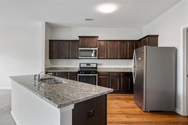 703 Independence Avenue, Pendergrass, GA 30567