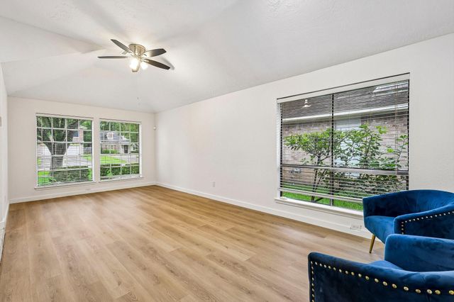 3222 Kempwood Drive, Sugar Land, TX 77479