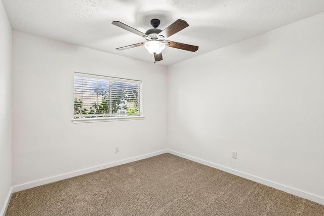 3222 Kempwood Drive, Sugar Land, TX 77479