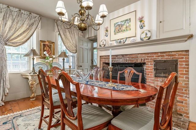20 Atkinson Street, Portsmouth, NH 03801