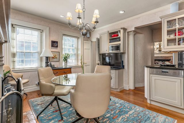 20 Atkinson Street, Portsmouth, NH 03801