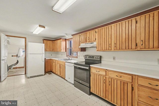 1207 PINE RD, Carlisle, PA 17015